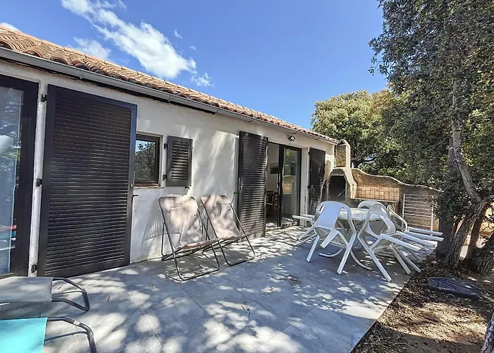 Сasa de vacaciones Mini At 150m From The Of Santa Giulia